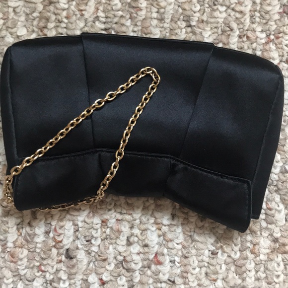 Clutch/Wristlet - Picture 3 of 3